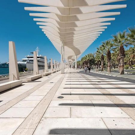 Los Mellis - Maria Zambrano Estacion De Tren & Bus Malaga Exterior photo